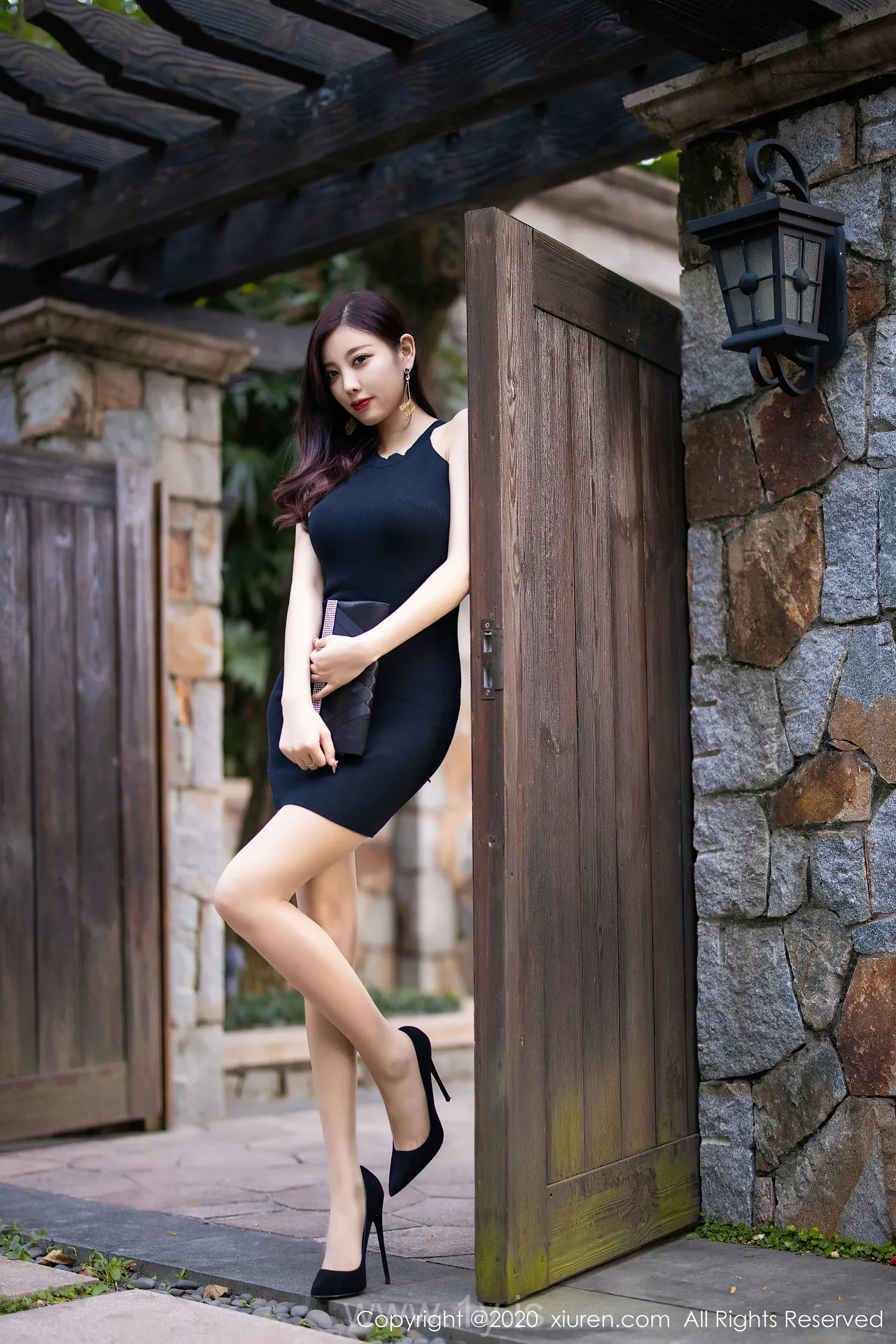 XIUREN(秀人网) NO.2320 Exquisite Chinese Mature Princess 杨晨晨sugar